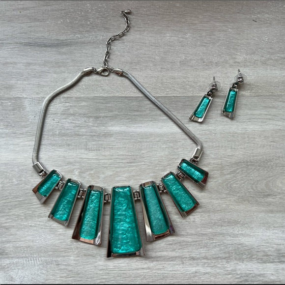 Beautiful New Turquoise& silver jewelry set - Picture 2 of 7